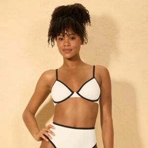 Women's Black and White Intimate Set